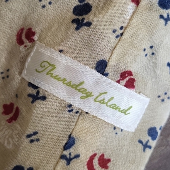 Thursday Island Creamy Tan Floral Cap Sleeve Ruffle Detail Button-up Shirt, XS - Picture 6 of 10